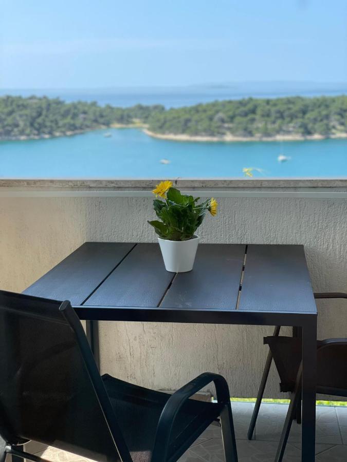 Apartmani Maris II Palit Exterior photo